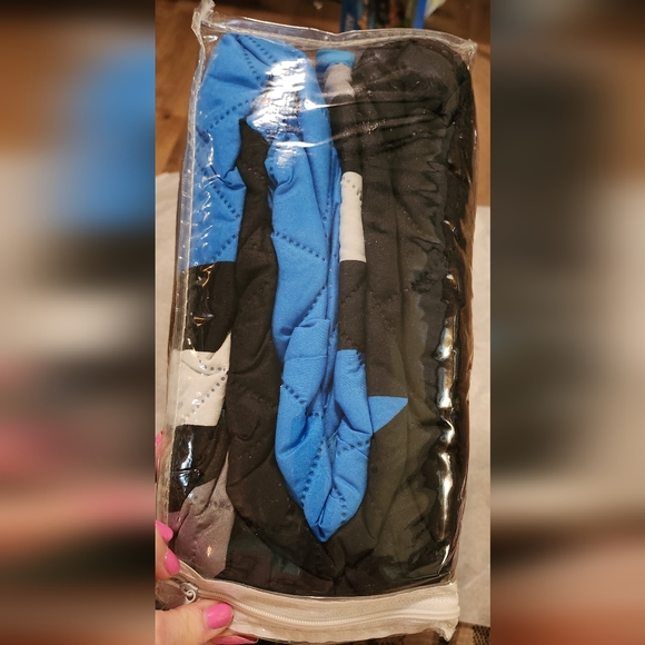 NFL Carolina Panthers Reversible Furniture Protector for Sofas 75" to 110" NWT - Picture 8 of 9